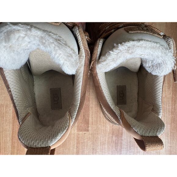 UGG Lowmel sneakers  Chestnut colorway, size 10